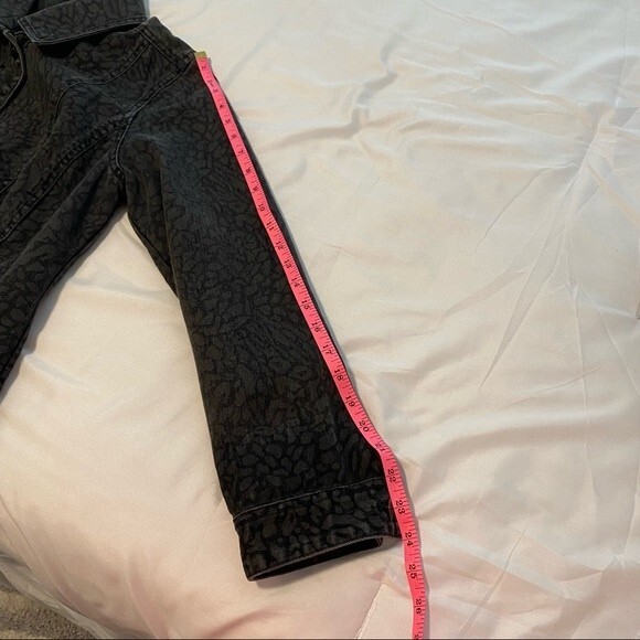 CHICO's Black Denim Animal Floral Print Vintage Jean Jacket Size M - Picture 12 of 12